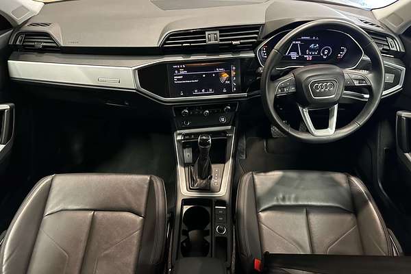 2024 Audi Q3 35 TFSI S line F3