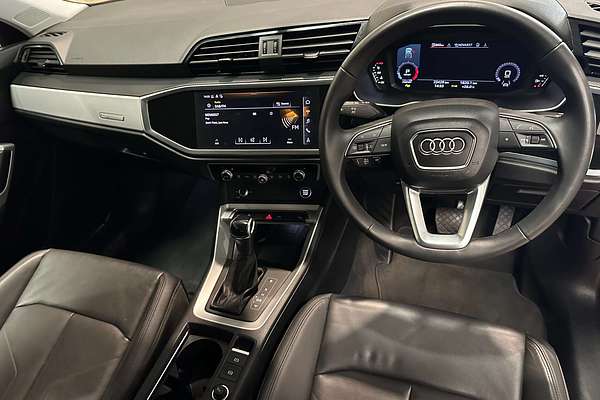 2024 Audi Q3 35 TFSI S line F3