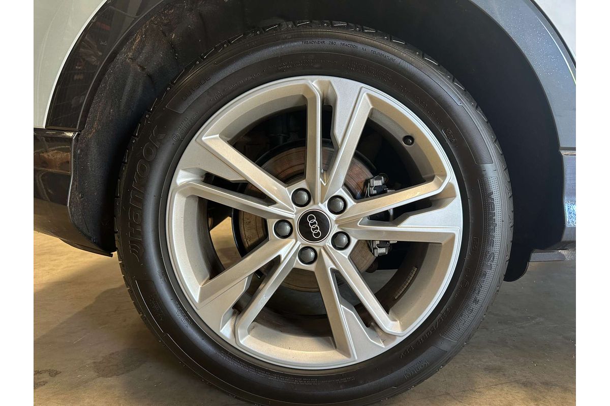 2024 Audi Q3 35 TFSI S line F3