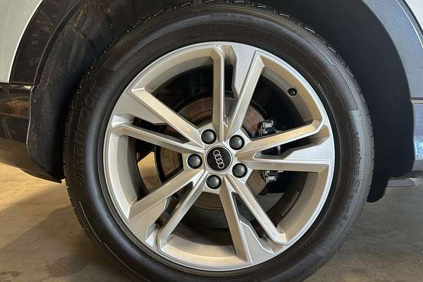 2024 Audi Q3 35 TFSI S line F3