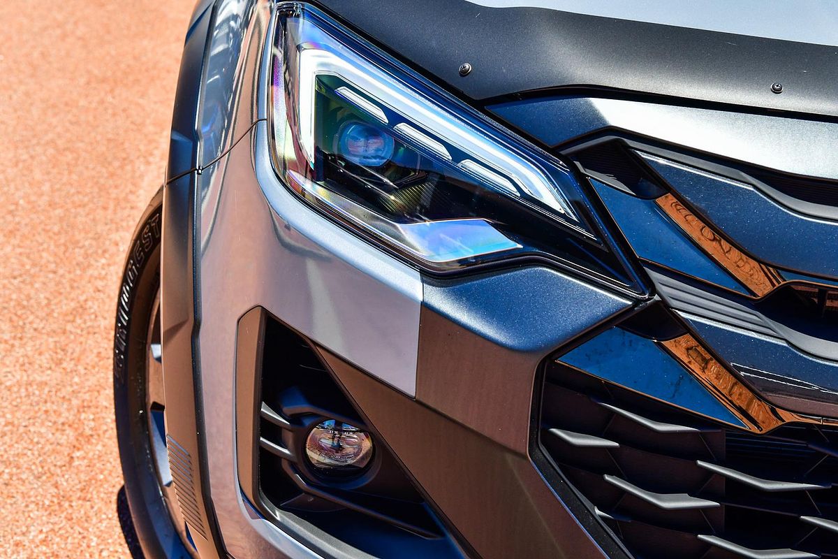 2025 Isuzu D-MAX X-TERRAIN 4X4