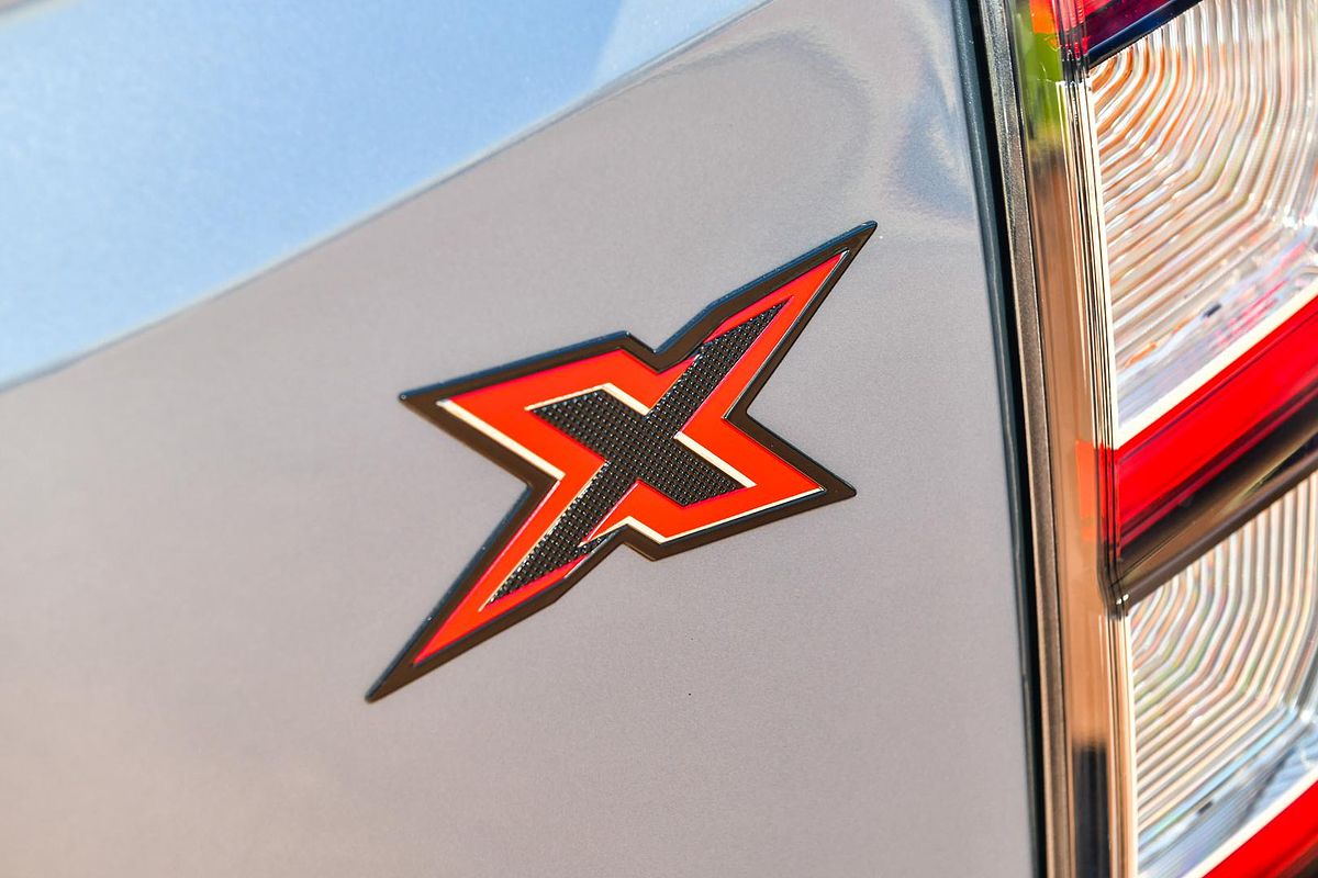 2025 Isuzu D-MAX X-TERRAIN 4X4