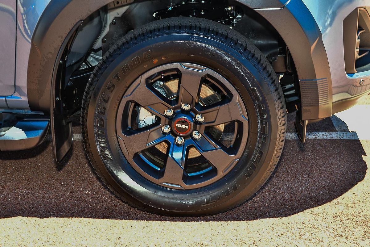 2025 Isuzu D-MAX X-TERRAIN 4X4