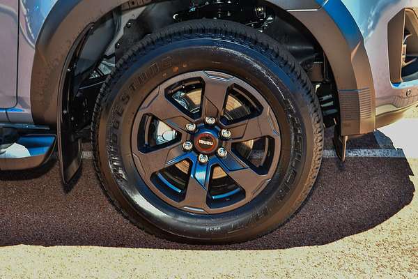 2025 Isuzu D-MAX X-TERRAIN 4X4