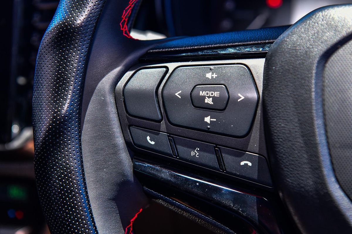 2025 Isuzu D-MAX X-TERRAIN 4X4