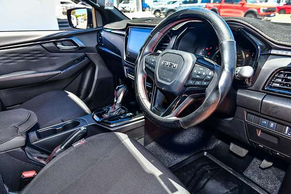 2025 Isuzu D-MAX X-TERRAIN 4X4