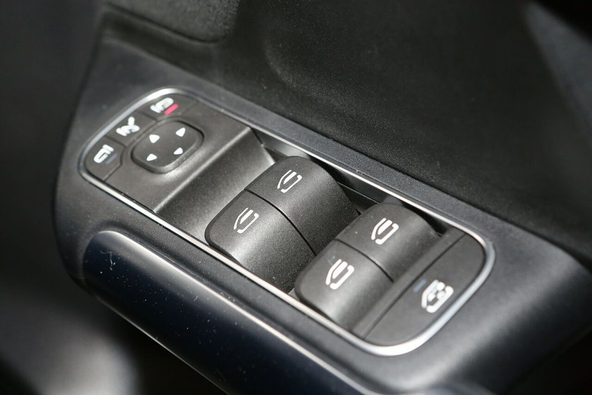 2021 Mercedes-Benz GLA-Class GLA200 H247