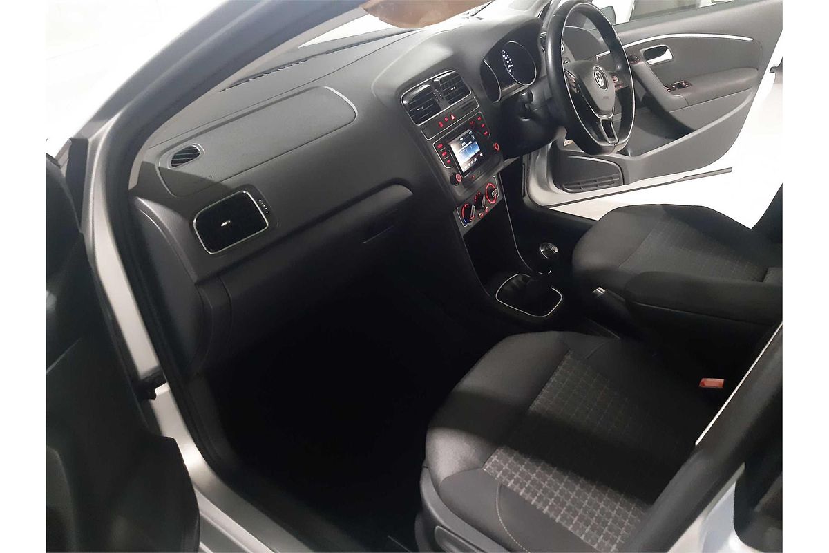 2015 Volkswagen Polo 81 TSI COMFORTLINE 6R MY15