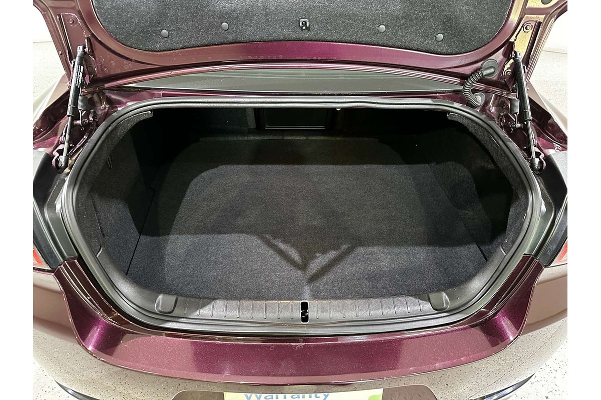 2015 Holden Calais  VF