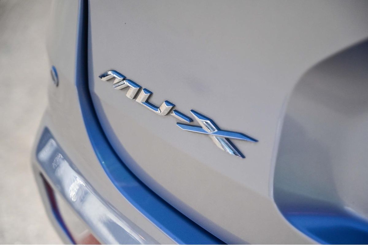 2023 Isuzu MU-X LS-T