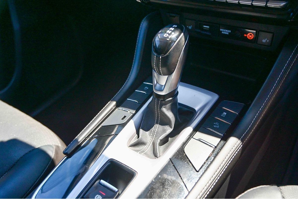 2023 Isuzu MU-X LS-T