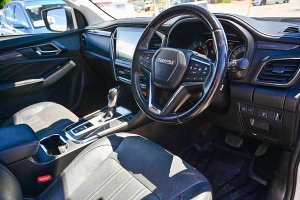 2023 Isuzu MU-X LS-T