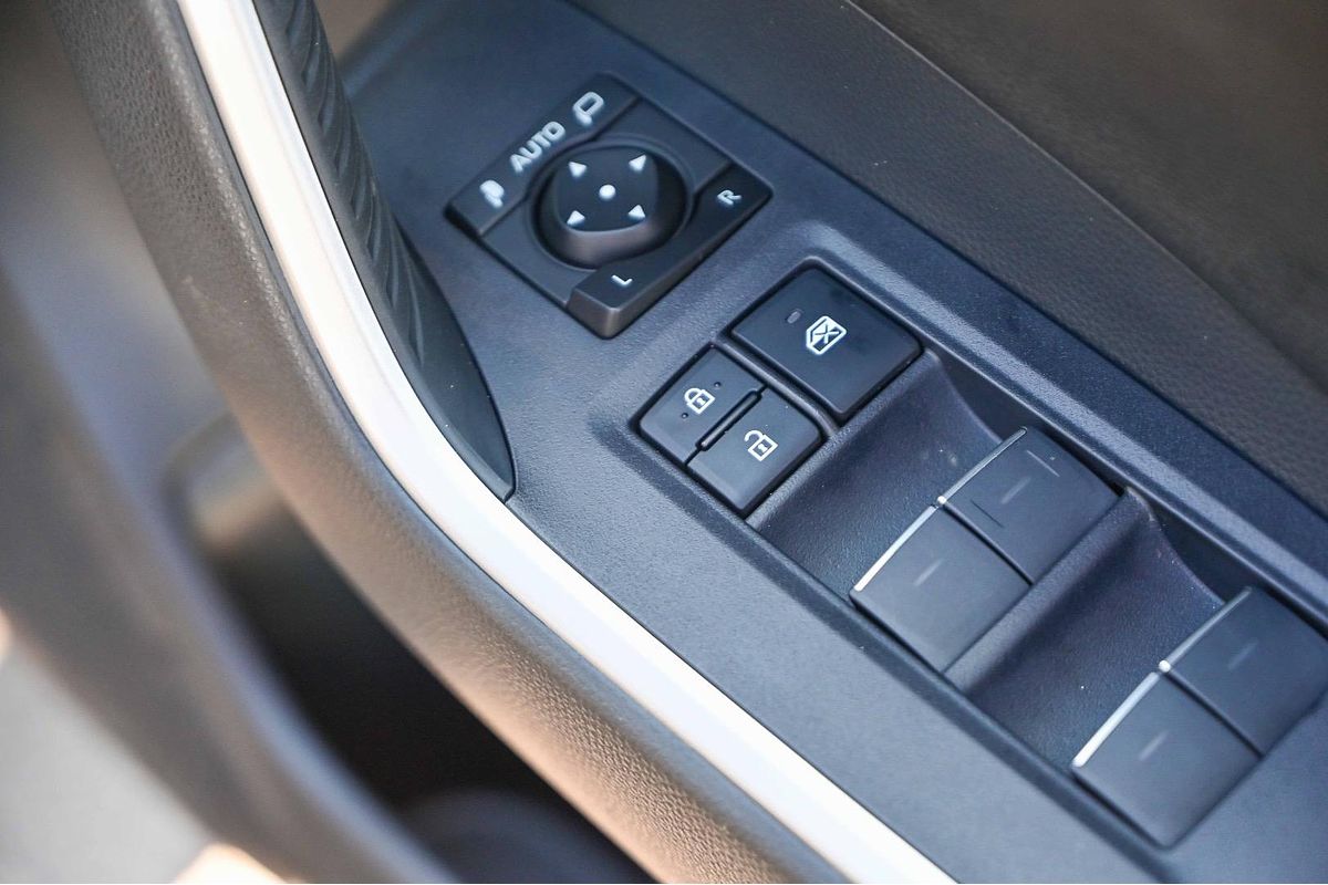 2024 Toyota RAV4 Cruiser AXAH52R