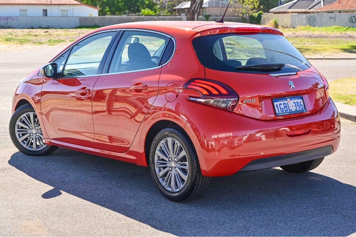 2015 Peugeot 208 Allure A9