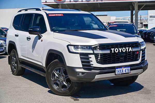 2023 Toyota Landcruiser GR Sport FJA300R