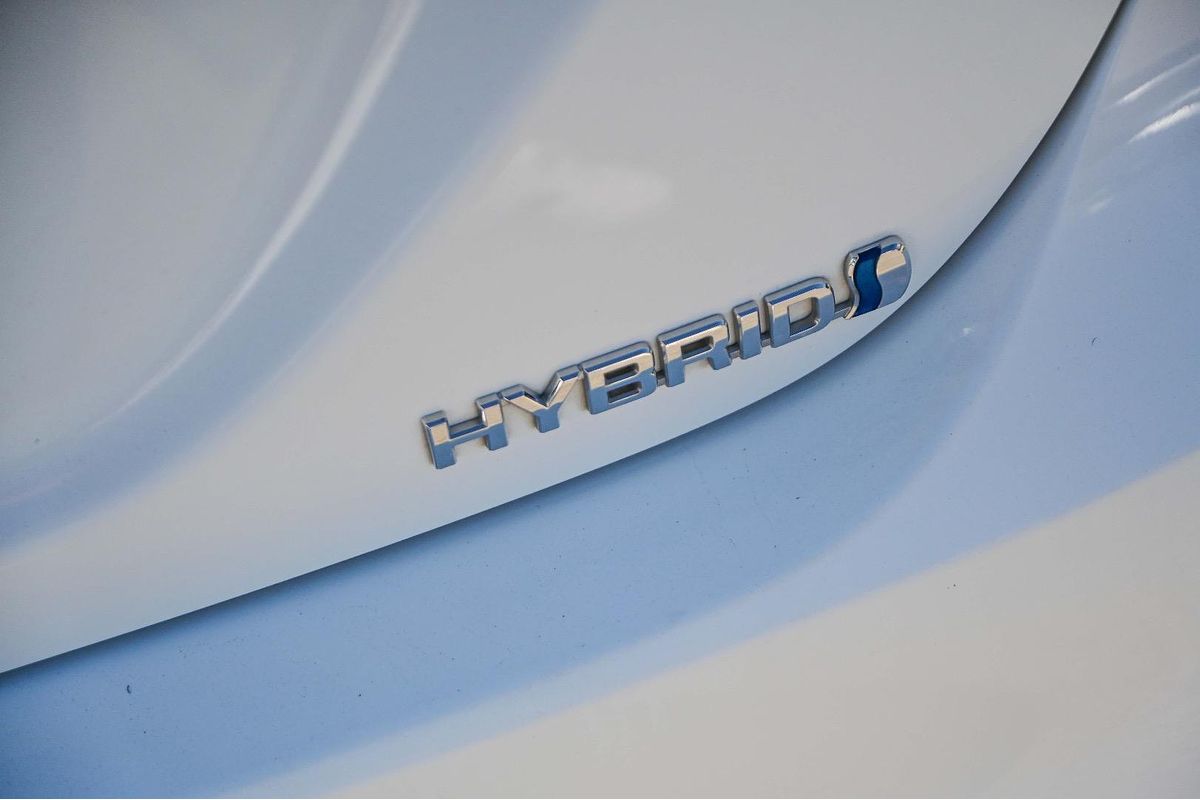 2024 Toyota Camry Ascent AXVH70R