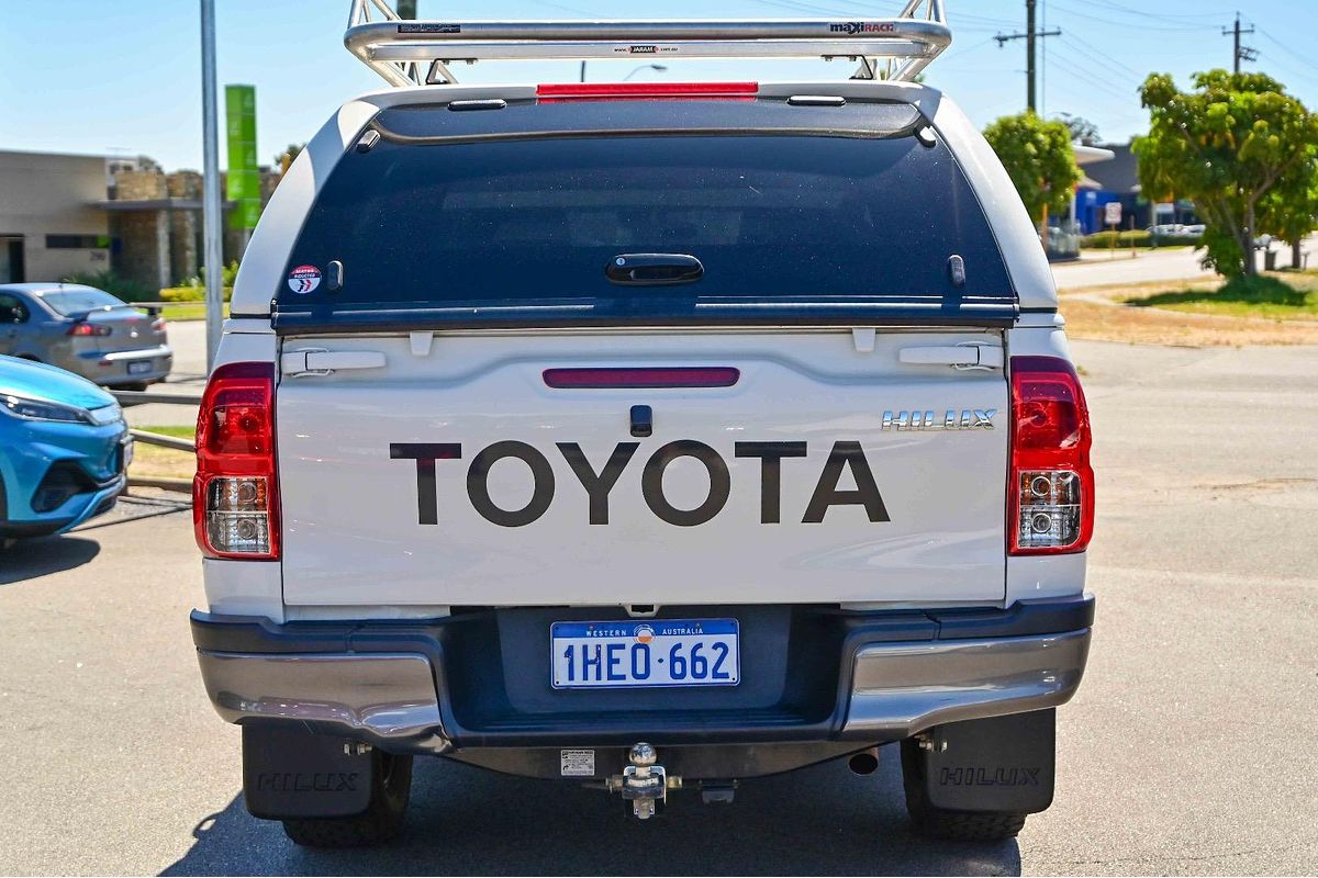 2020 Toyota Hilux SR GUN126R 4X4