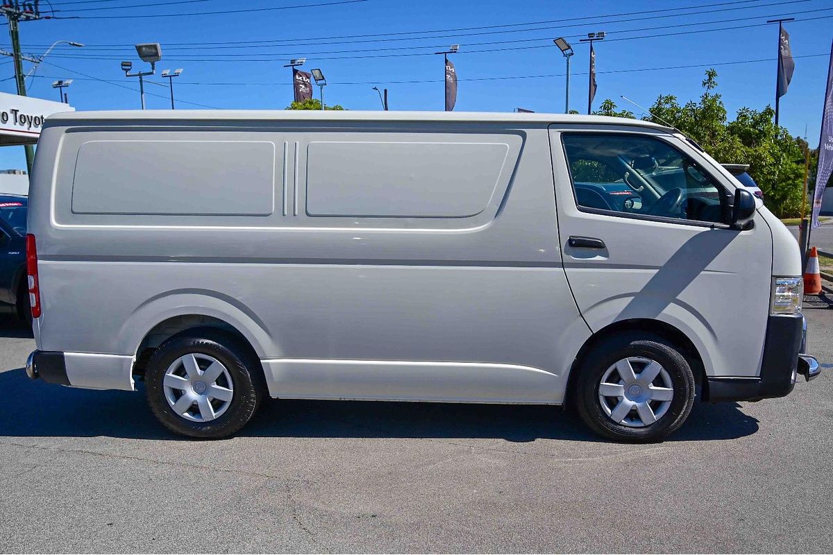 2018 Toyota Hiace KDH201R LWB