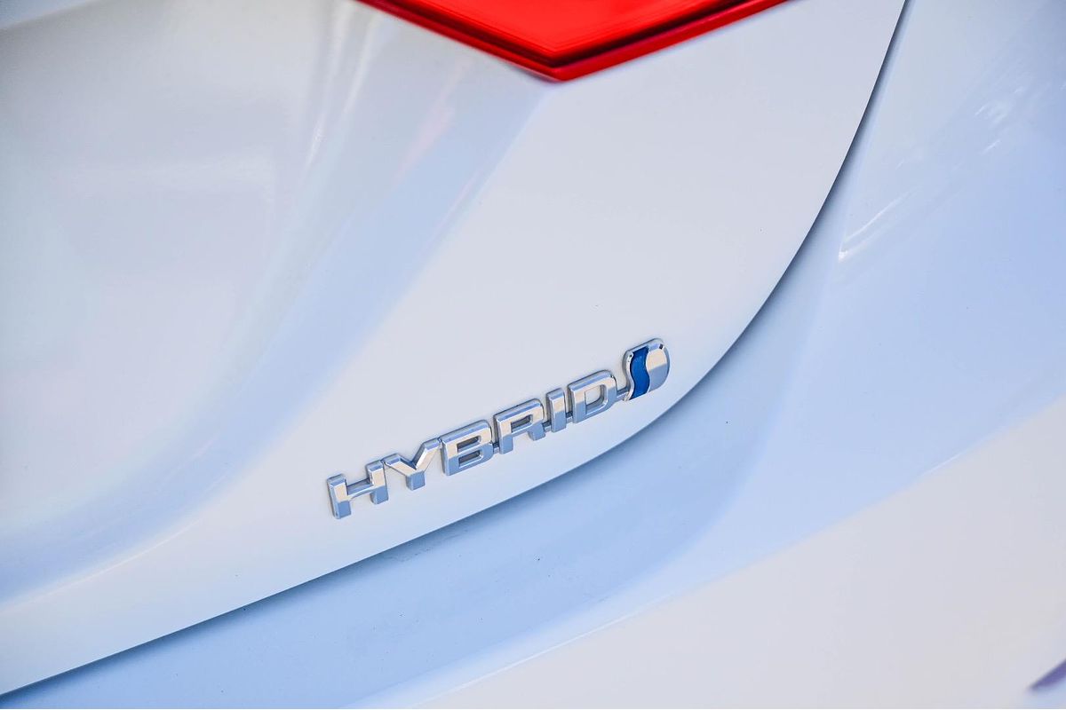 2019 Toyota Camry Ascent Sport AXVH71R