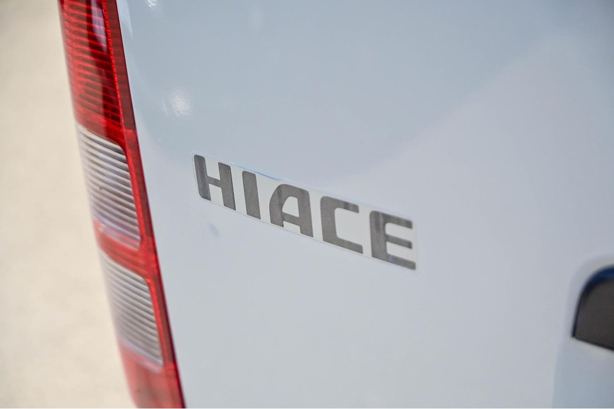 2018 Toyota Hiace KDH201R LWB