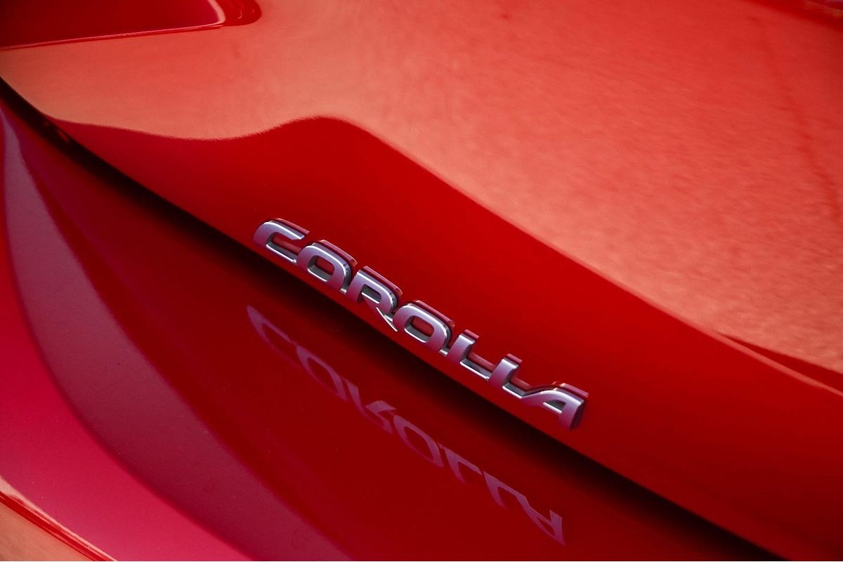 2023 Toyota Corolla Ascent Sport Hybrid ZWE219R