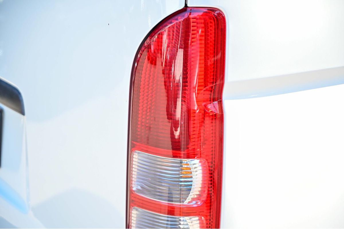 2018 Toyota Hiace KDH201R LWB