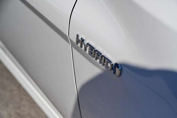 2024 Toyota Camry Ascent AXVH70R