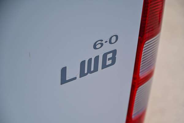 2016 Toyota Hiace KDH201R LWB