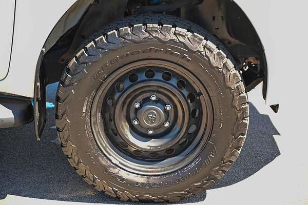 2020 Toyota Hilux SR GUN126R 4X4