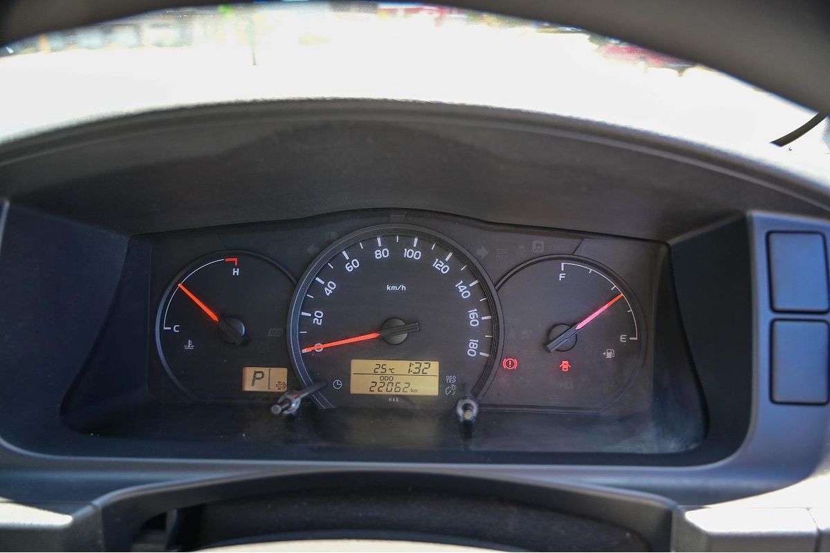 2016 Toyota Hiace KDH201R LWB