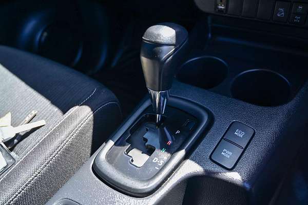 2020 Toyota Hilux SR GUN126R 4X4