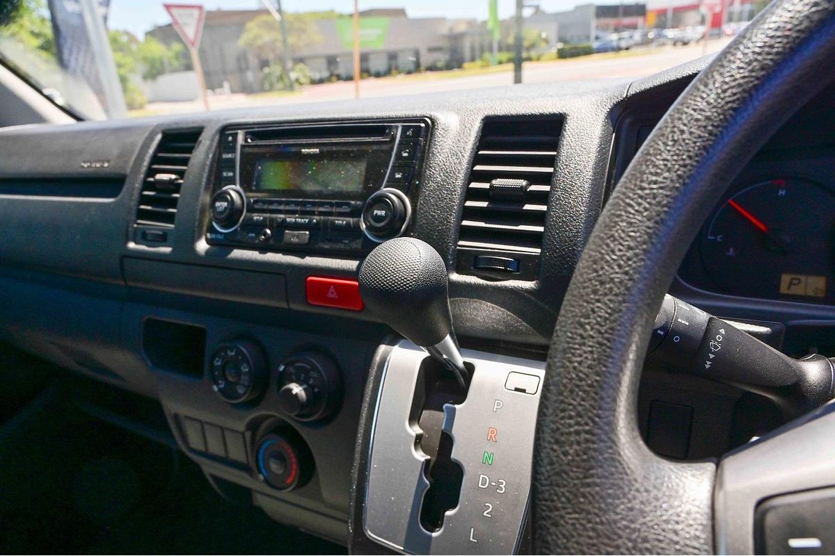 2016 Toyota Hiace KDH201R LWB