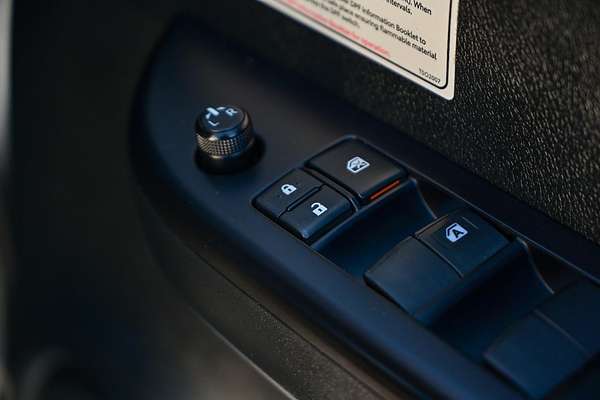 2020 Toyota Hilux SR GUN126R 4X4