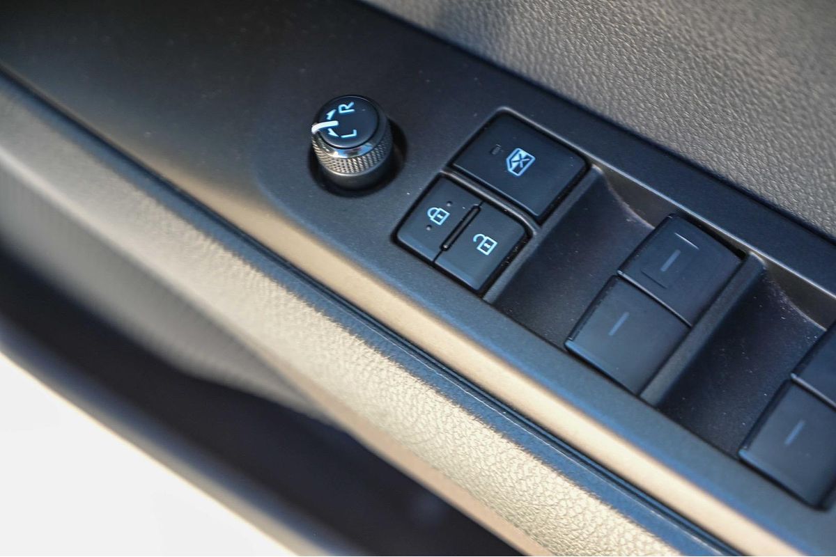 2024 Toyota Camry Ascent AXVH70R