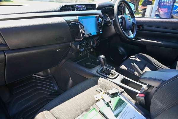 2020 Toyota Hilux SR GUN126R 4X4