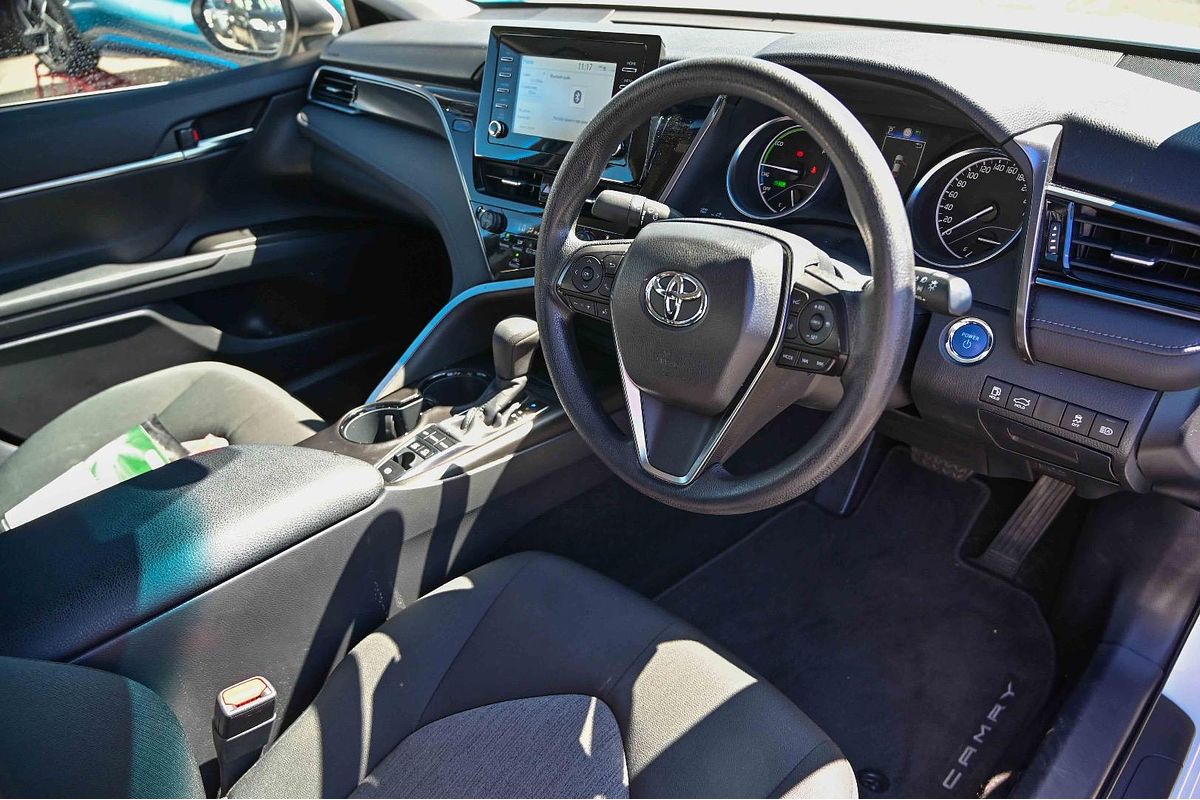 2024 Toyota Camry Ascent AXVH70R