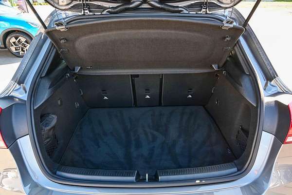 2020 Mercedes-Benz A-Class A250 W177