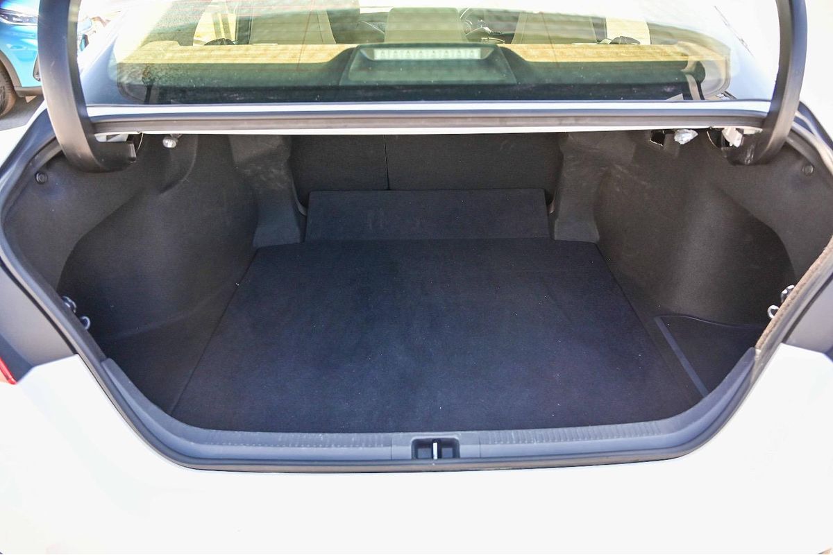 2024 Toyota Camry Ascent AXVH70R