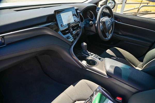 2024 Toyota Camry Ascent AXVH70R