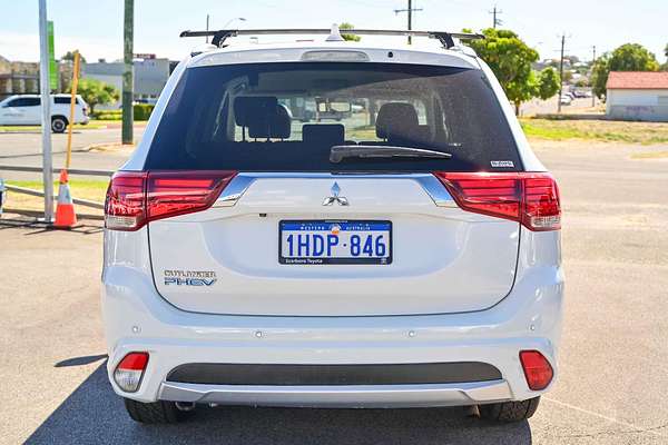 2017 Mitsubishi Outlander PHEV LS ZK