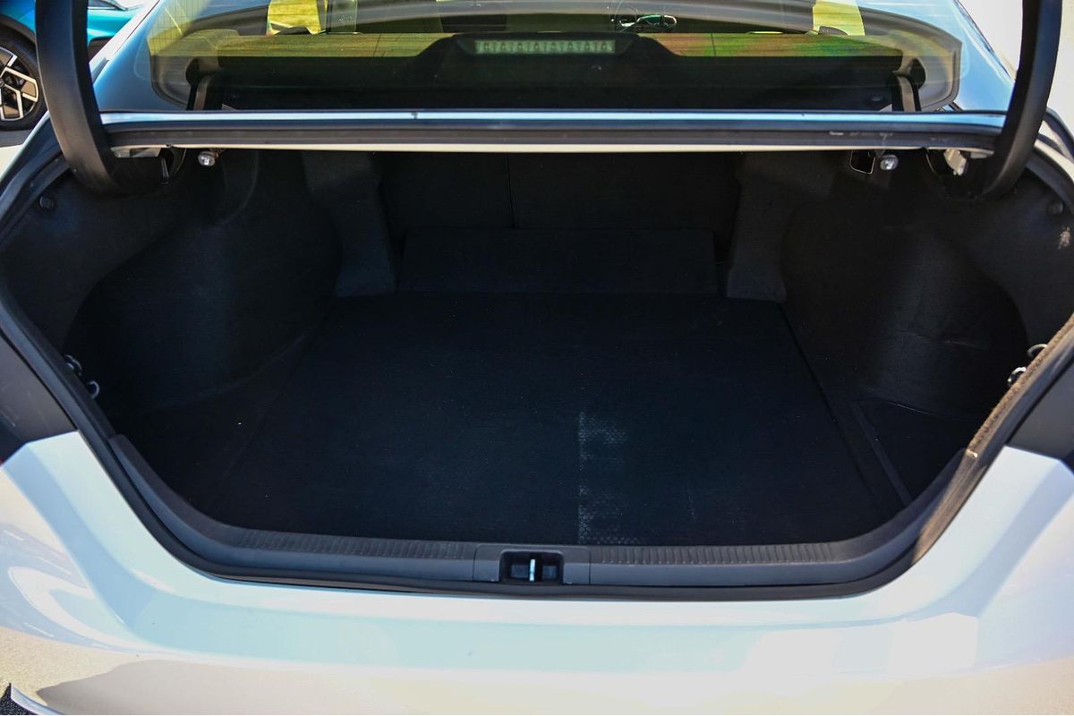 2019 Toyota Camry Ascent Sport AXVH71R