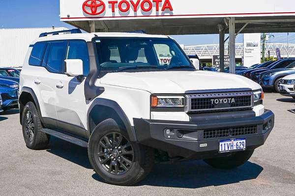 2024 Toyota Landcruiser Prado