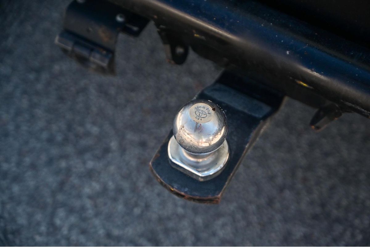 2017 Toyota Hiace KDH221R ELWB High Roof