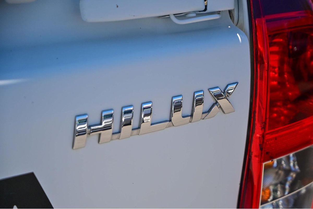 2018 Toyota Hilux SR GUN126R 4X4