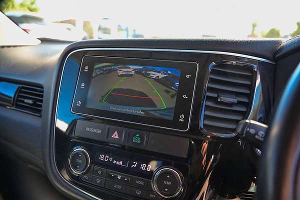 2017 Mitsubishi Outlander PHEV LS ZK