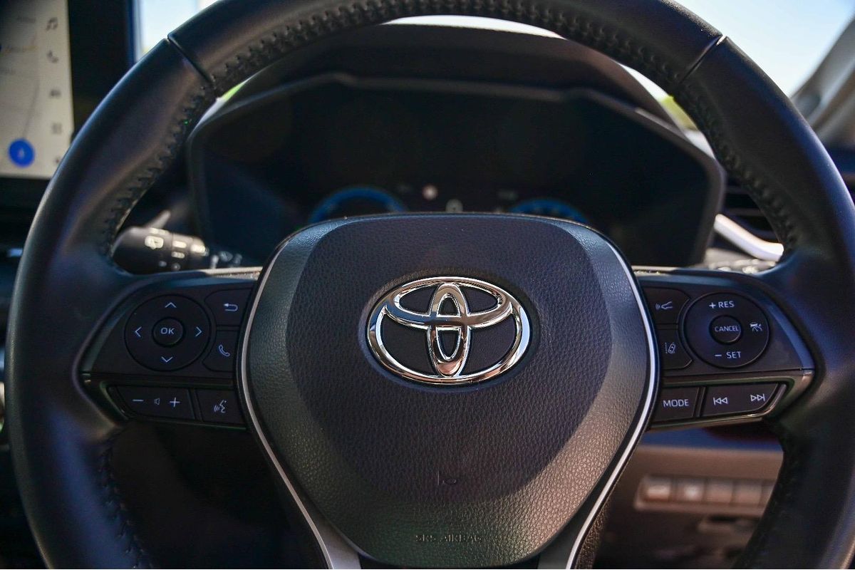 2023 Toyota RAV4 Cruiser AXAH54R