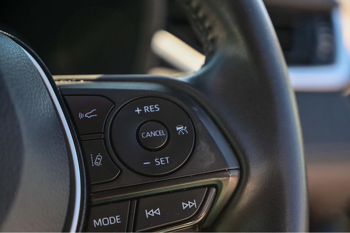 2023 Toyota RAV4 Cruiser AXAH54R