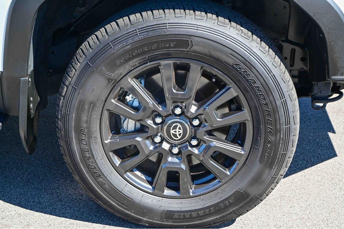 2024 Toyota Landcruiser Prado