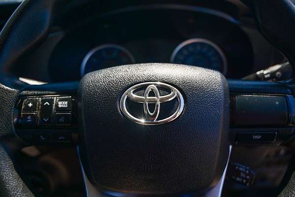 2018 Toyota Hilux SR GUN126R 4X4