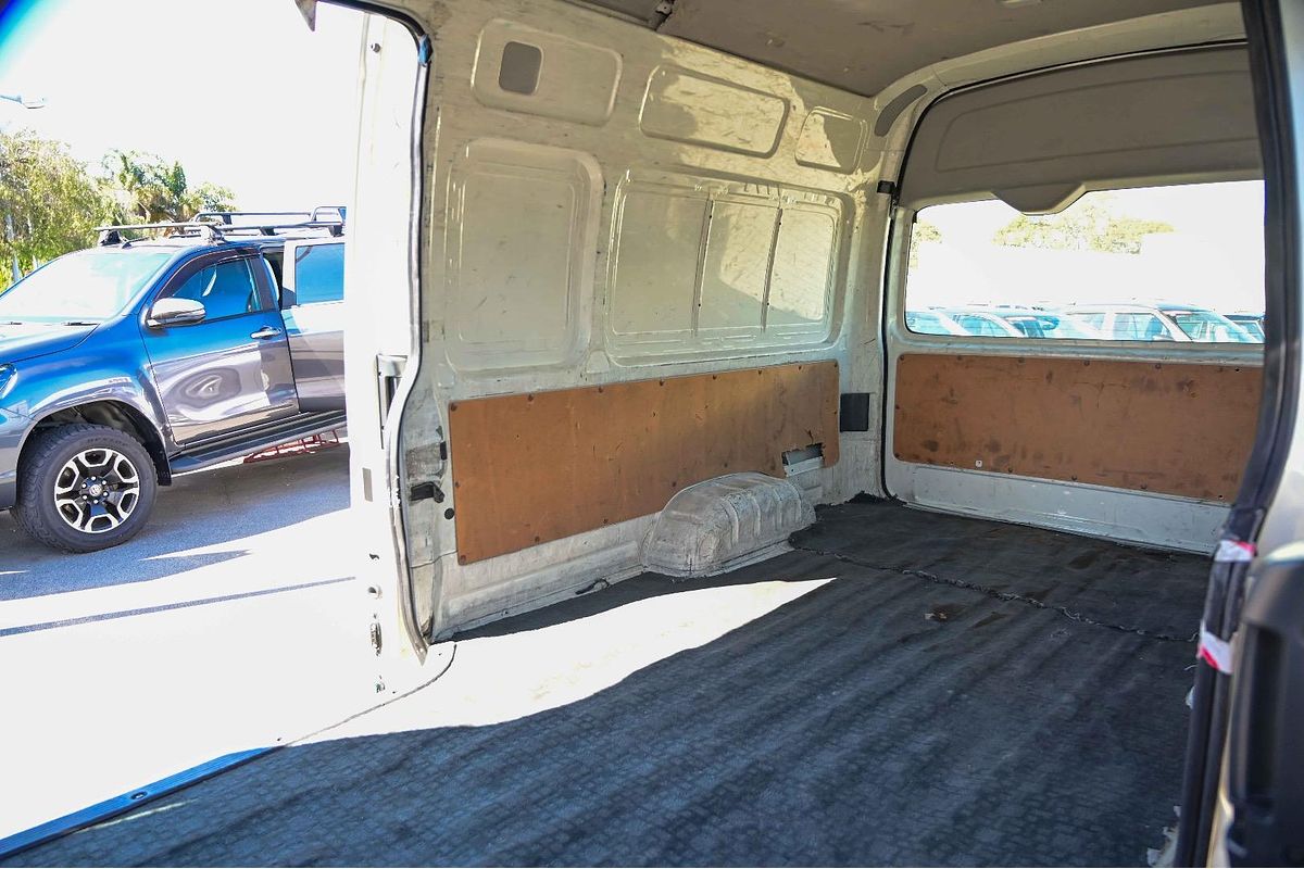 2017 Toyota Hiace KDH221R ELWB High Roof